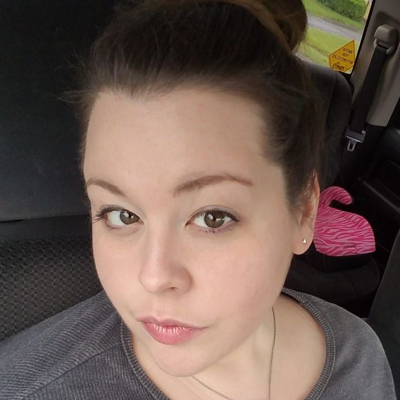 Meet your Posher, Micki - Picture 1 of 1